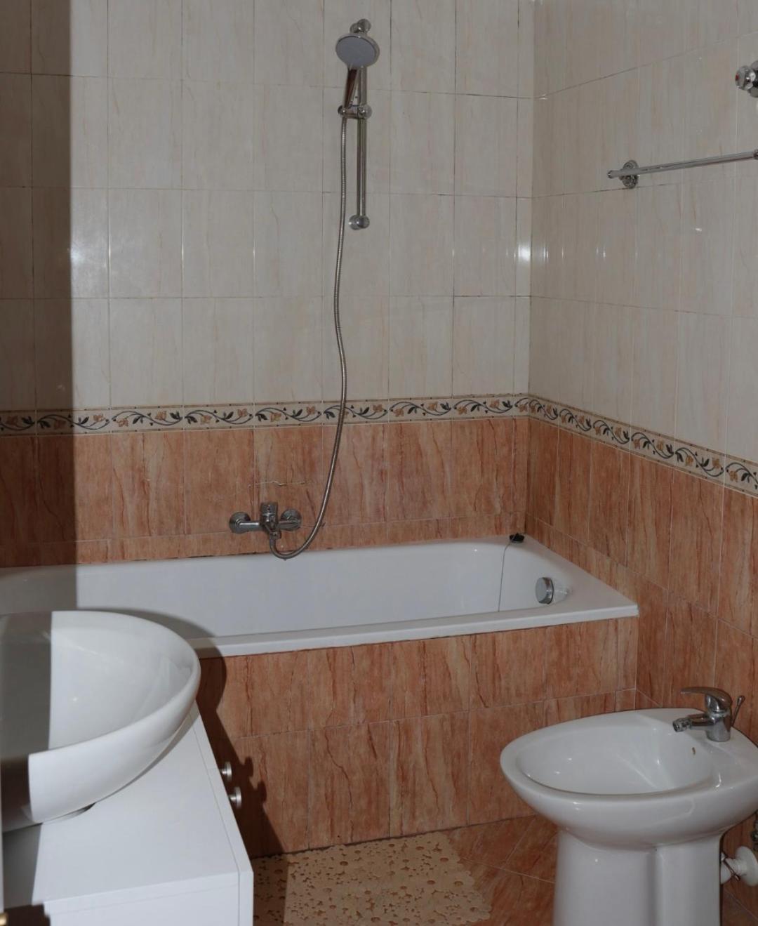 Krujë Grand Hotel מראה חיצוני תמונה