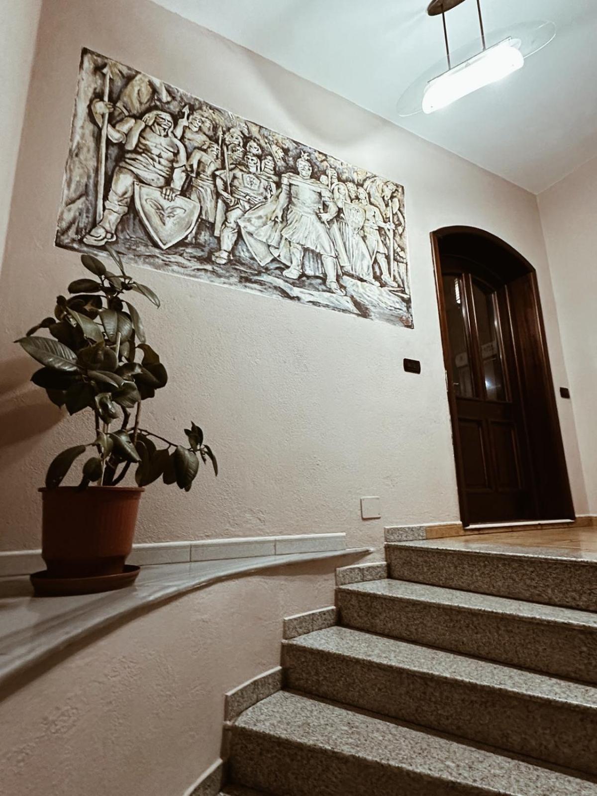 Krujë Grand Hotel מראה חיצוני תמונה